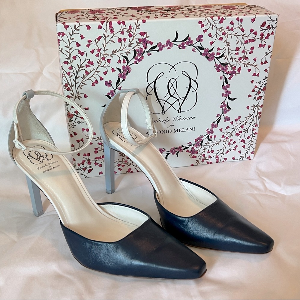 Antonio Melani Size 10 - Hydrangea